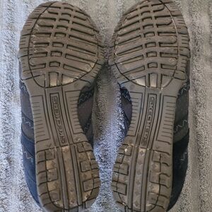 Skechers Women's Black and Gray Sneakers